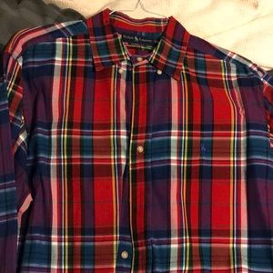 Class Fit men’s long sleeve dress shirt